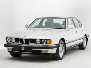 BMW 735i 1986 года
